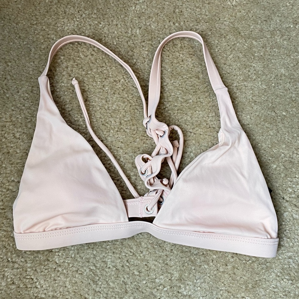 Lace up back bikini top in light pink